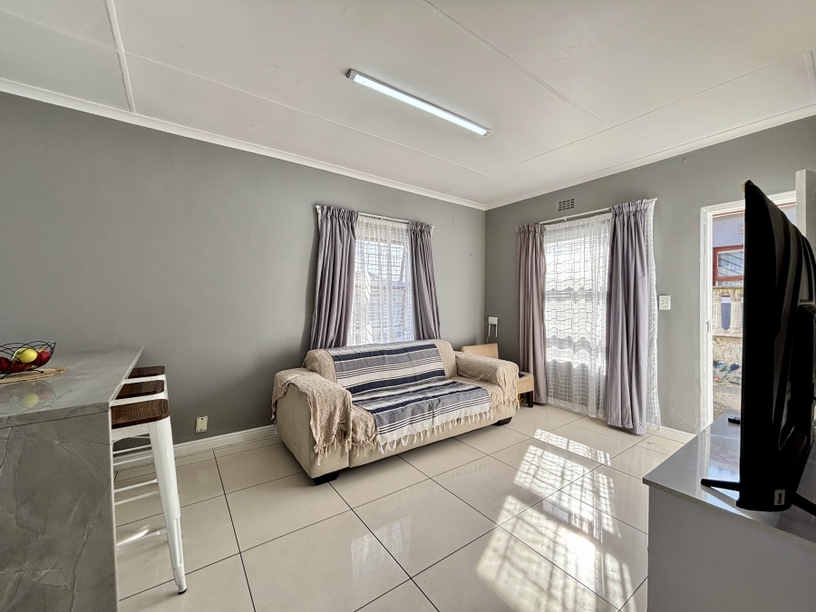 3 Bedroom Property for Sale in Rondevlei Park Western Cape